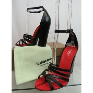 NIB BURBERRY HOVE BLACK LEATHER BUCKLE ANKLE STRAP THONG SANDALS PUMPS 38 ITALY